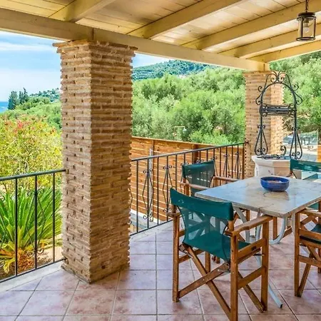 Sleeps 4 Pool Air Con Wifi * Marathiás